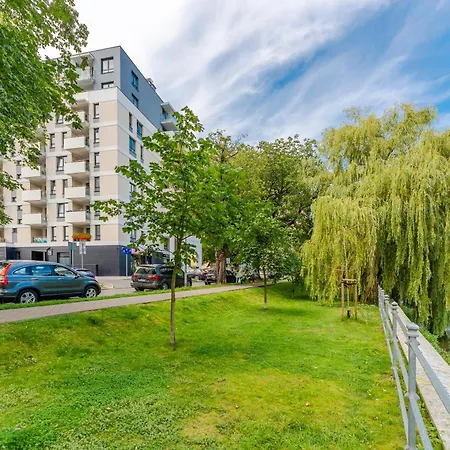 Błękit Na Fali - Platany *