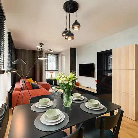 Błękit Na Fali - Platany * Kołobrzeg